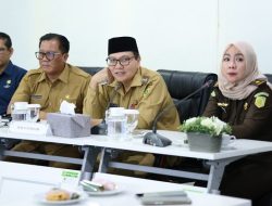 Pimpin Rapat Pengendalian Inflasi,  Bachril Bakri Bahas Langkah Strategis Hadapi Tantangan Daerah