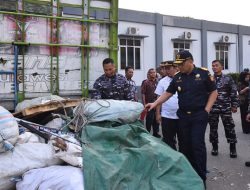 TNI Berhasil Gagalkan Penyelundupan 46 Ton Bawang Bombai Ilegal di Pelabuhan Dwikora