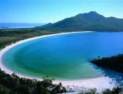 Destinasi Lombok Pesona Sejati Pulau Seribu Masjid