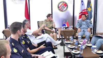 Kepala Bakamla RI Terima Kunjungan Kehormatan Commander Indo-Pacific Endeavour 2025